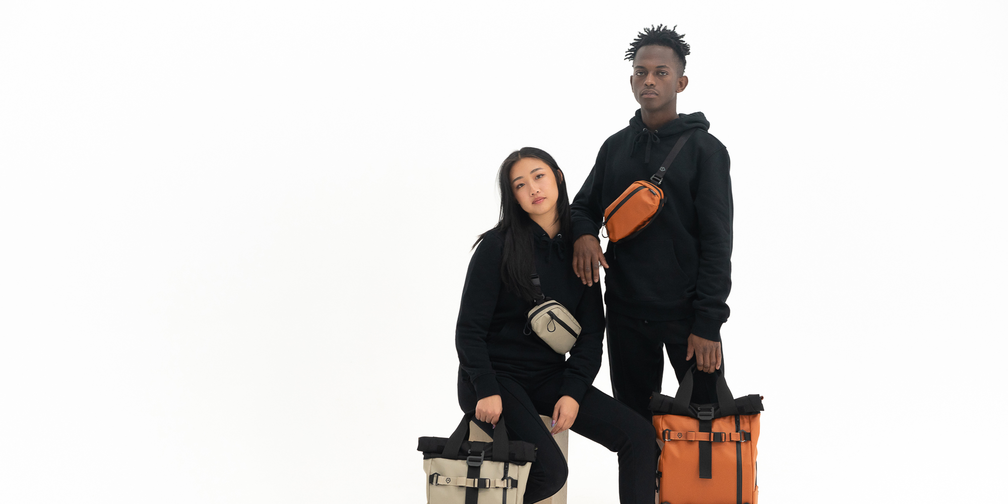 Torba Wandrd D1 Fanny Pack - liliowa - Nie straszny jej deszcz